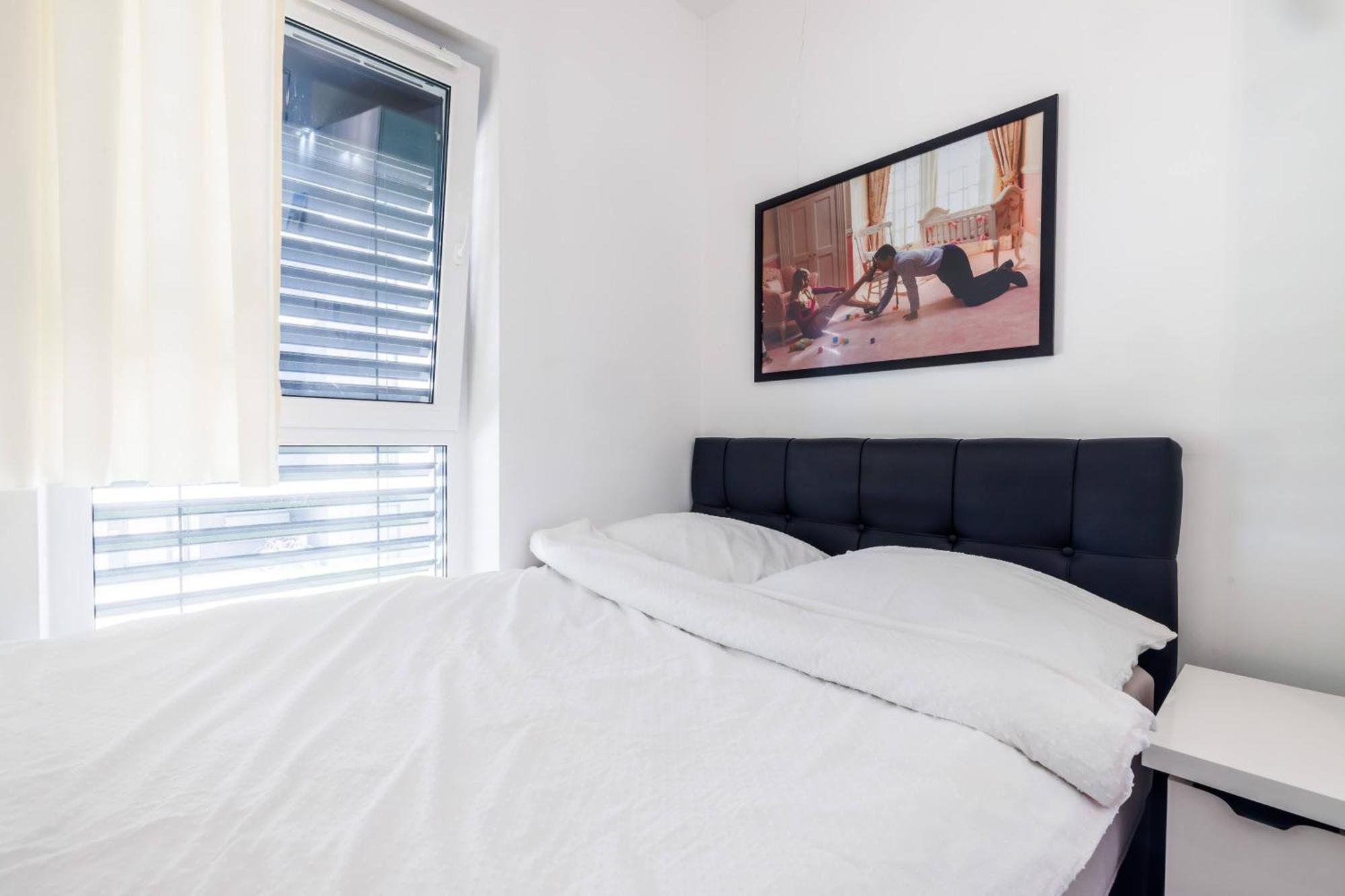 Luxury Apartment With Spa Bath- City Centre, Free Parking Rzeszów Exterior foto