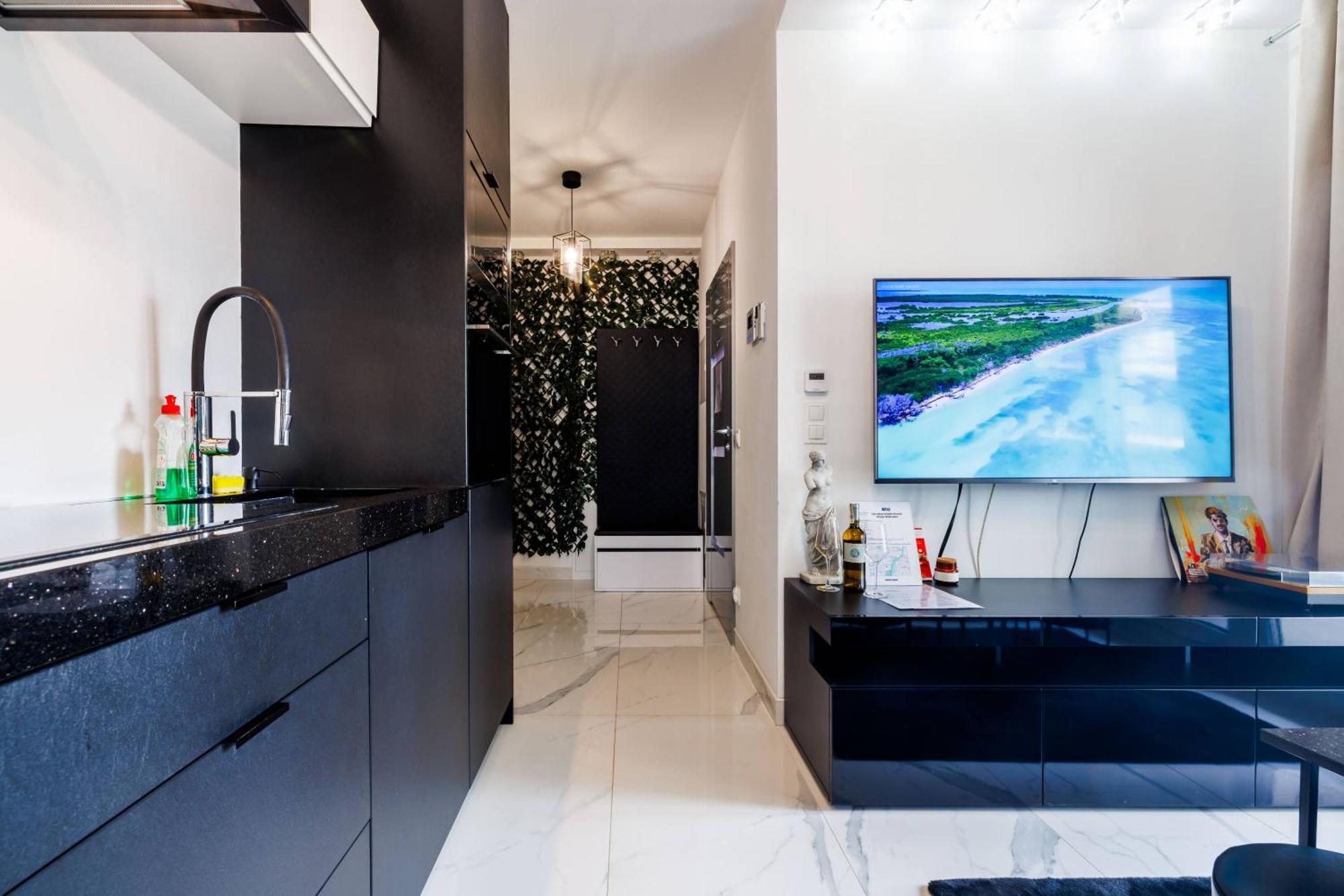 Luxury Apartment With Spa Bath- City Centre, Free Parking Rzeszów Exterior foto